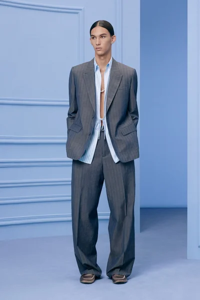 Look 34